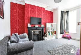 5 bedroom, Terraced House for sale