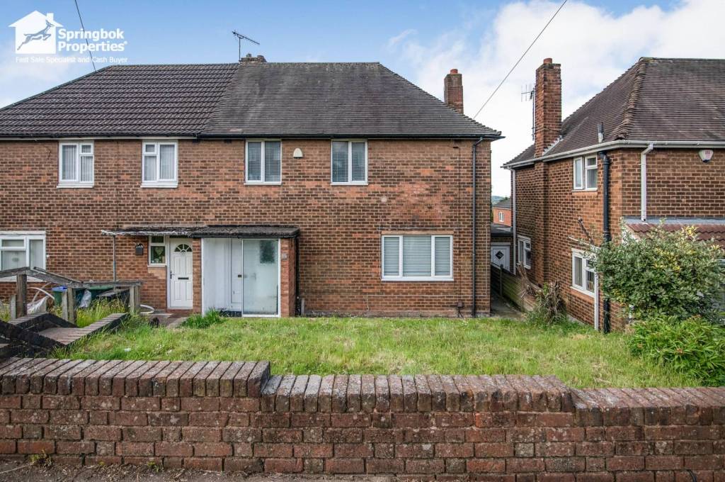 3 bedroom, Semi-detached house for sale