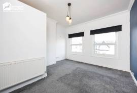 3 bedroom, Apartment for sale