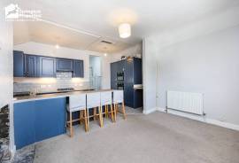 3 bedroom, Apartment for sale