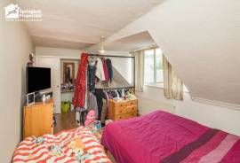 2 bedroom, Maisonette for sale