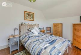 4 bedroom, Detached bungalow for sale
