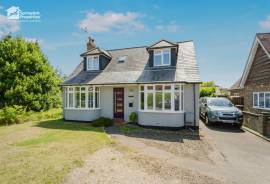 4 bedroom, Detached bungalow for sale