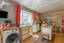 4 bedroom, Detached bungalow for sale