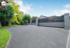 3 bedroom, Detached bungalow for sale