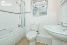 3 bedroom, Detached bungalow for sale