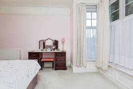 1 bedroom, Ground floor flat for sale