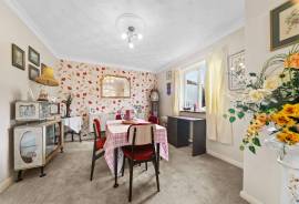 3 bedroom, Bungalow for sale