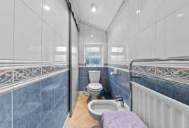 3 bedroom, Bungalow for sale