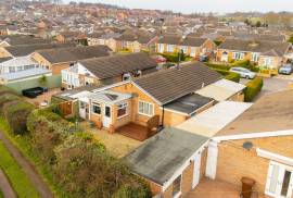 3 bedroom, Bungalow for sale