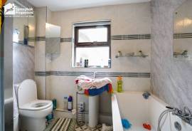 2 bedroom, Bungalow for sale