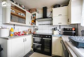 2 bedroom, Bungalow for sale