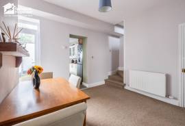 3 bedroom, Terraced House for sale