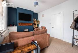 3 bedroom, Terraced House for sale