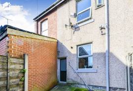 2 bedroom, Terraced House for sale