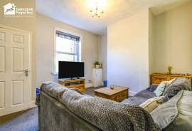 2 bedroom, Terraced House for sale