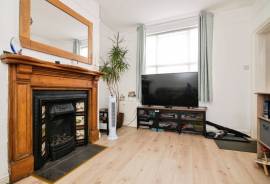 3 bedroom, Terraced House for sale