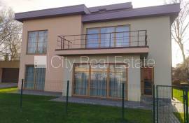 Detached house for sale in Riga, 240.00m2