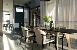 Detached house for rent in Riga district, 350.00m2