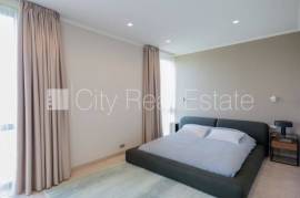 Detached house for rent in Riga district, 350.00m2