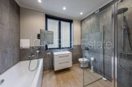 Detached house for rent in Riga district, 350.00m2