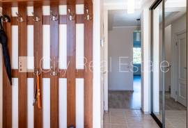 Detached house for rent in Riga district, 179.00m2