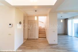 Detached house for rent in Riga district, 179.00m2