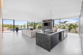 Villa Juba: Contemporary 4-Bedroom Villa with Mono Loco Beach Club Membership in Tamarindo