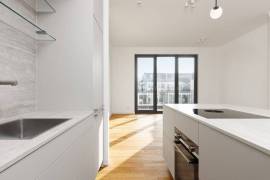 Upscale 4-room penthouse with two terraces close to KaDeWe