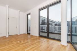 Upscale 4-room penthouse with two terraces close to KaDeWe