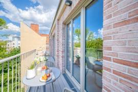 3-Room Penthouse in prime Kreuzberg with spacious terraces near Viktoriapark & Gleisdreieck