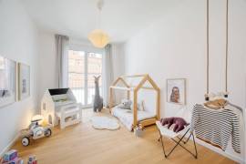 Luxurious 3-Room Apartment with Large Balcony in Prime Kreuzberg