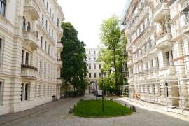 Luxurious Living in Kreuzberg: 3-Room Apartment with 2 Balconies for Sale