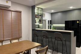 Centro Rama 9 - Krungthep Kreetha - Beautiful Fully Detached House in Krungthep Kreetha - Huamak.
