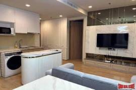 Noble Around 33 - Stylish 2-Bed Condo, Prime Phrom Phong Location