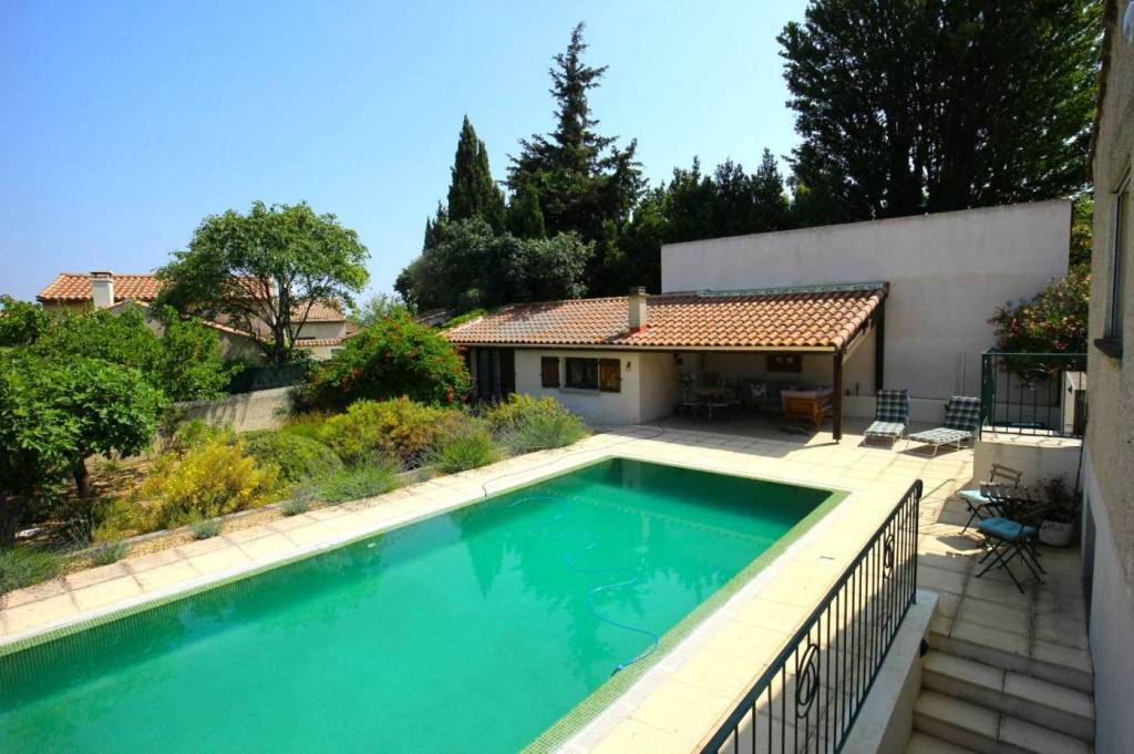 6 room, 165m2 Detached house for sale in Puissalicon - 449 000 € *