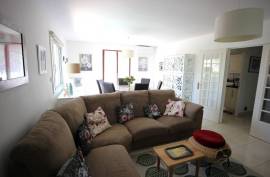6 room, 165m2 Detached house for sale in Puissalicon - 449 000 € *