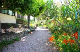 6 room, 165m2 Detached house for sale in Puissalicon - 449 000 € *