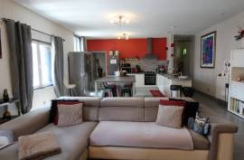 5 room, 177m2 House for sale in Montagnac - 269 000 € *