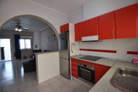 GREAT TOWNHOUSE WITH SWIMMING POOL, SOLARIUM AND GARAGE