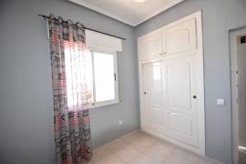GREAT TOWNHOUSE WITH SWIMMING POOL, SOLARIUM AND GARAGE