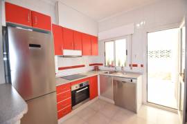 GREAT TOWNHOUSE WITH SWIMMING POOL, SOLARIUM AND GARAGE