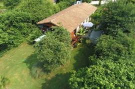 €195000 - Nanteuil-en-Vallee. Beautiful 2-Bedroom Bungalow with Landscaped Garden and Plunge Pool