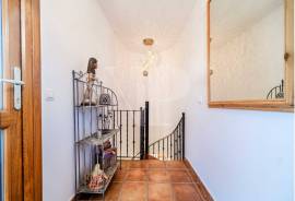 4 Bedrooms - Property - For Sale
