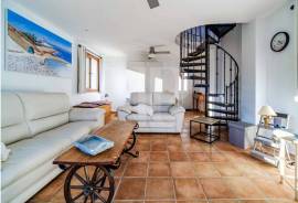 4 Bedrooms - Property - For Sale