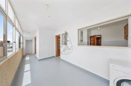 Penthouse with 3 Bedrooms and spacious terrace - Portimão