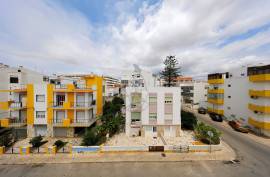 Penthouse with 3 Bedrooms and spacious terrace - Portimão