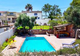 Authentic, attractive and ready to move in – a unique home in an idyllic location
