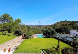 Authentic, attractive and ready to move in – a unique home in an idyllic location