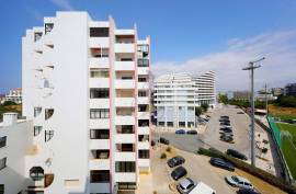 2 bedroom apartment just a few meters from Praia da Rocha